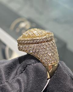 Bague de fiançailles hip-hop pour homme en argent sterling 925, sertie de moissanite VVS de 7,00 carats, or blanc, pavé, coupe baguette - Product Image 3