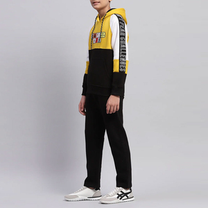 Survêtement pour enfants durable et confortable avec un design classique à rayures latérales, ensemble assorti à coupe décontractée pour un usage quotidien Survêtements pour enfants - Product Image 4