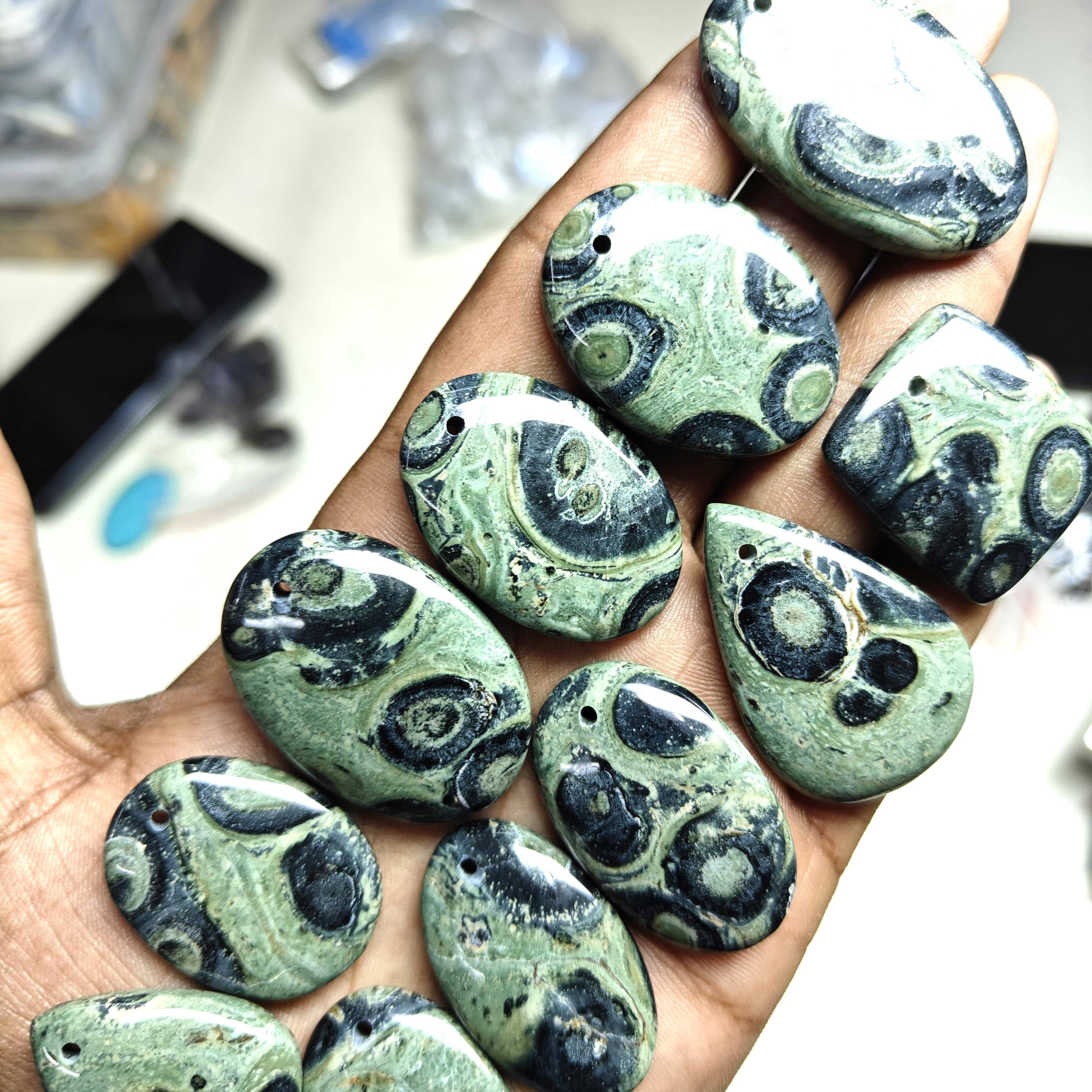 เห็นเป็นรูปภาพ