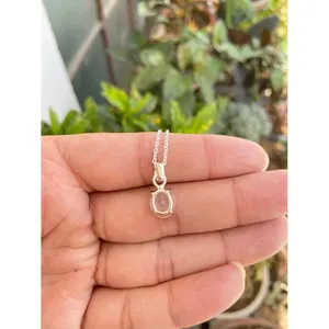 Collar con Colgante Clásico de Cuarzo Rosa Natural para Mujer, Plata de Ley 925 con Baño de Rodio, 18 Pulgadas, Joyería Artesanal con Piedras Preciosas Finas - Product Image 4