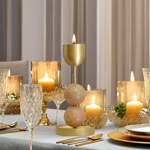 Elegante soporte de vela de latón con cuentas, fuente de pilar de Metal para decoración del hogar, tarro de vela único - Product Image 2