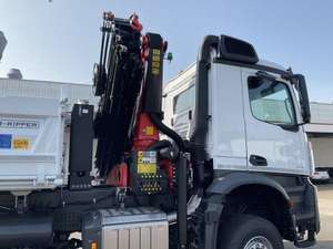 Usato 2020 MER CE DES- BEN Z AROCS 3351 AK 6x6 M LBW KG LASI VDI 2.000KG 6x4,EURO 6 DIESEL 299hp cambio automatico - Product Image 5