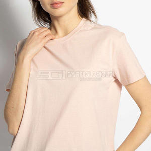 Camiseta básica de algodón para mujer, cuello redondo, manga corta, suave, transpirable, cómoda, de color sólido, para verano. - Product Image 5