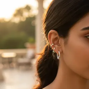 Boucles d'oreilles tendance en forme de C pour femmes, en argent 925 plaqué or, élégantes pour les mariages, les fêtes, les cadeaux, avec zircon et perle - Product Image 2