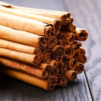 Cannelle de Ceylan brute du Sri Lanka – Diverses qualités disponibles : copeaux, bâtonnets, restes, quilling, poudre
