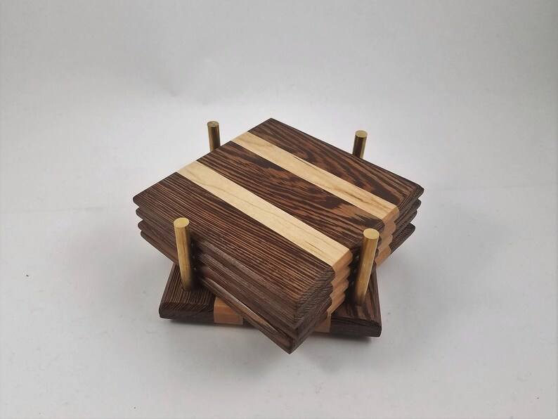 สีน้ำตาล