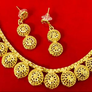 24K Plaqué Or Dubai Bijoux De Mode Collier Ensemble Boucles D'oreilles Bracelets Peignes Broches Cuivre Matériel pour Bulgarie Turquie Allemagne - Product Image 1