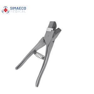 Instrumento veterinario Notcher de oreja reutilizable Instrumento quirúrgico esencial para cuidado veterinario - Product Image 1