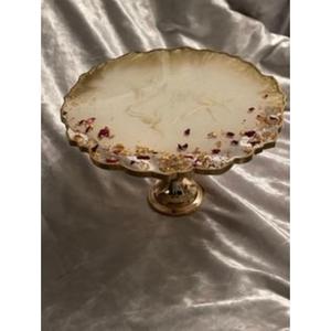 Présentoir à gâteaux en résine élégant avec des ornements faits à la main idéal pour le style de table de dessert dans les événements thématiques de luxe - Product Image 6