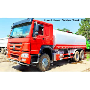 Camion-citerne diesel d'occasion Sinotruk Howo, options de roues motrices 4x2 et 6x4, en acier, pour le stockage d'eau et de produits chimiques - Product Image 2
