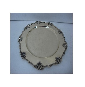 Assiette de chargeur en laiton de haute qualité, vente en gros, assiettes de chargeur en laiton doré pour dîner de mariage - Product Image 2