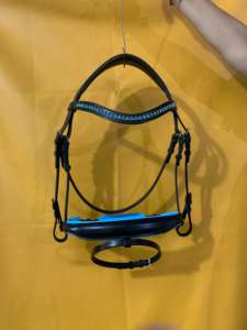 Brida de Cuero Indio de Élite para Caballo, Kostolany, Doble Rienda, Ajustable, Ajuste Cómodo, Control Equilibrado para Entrenamiento y Eventos - Product Image 4