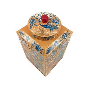 Tubo Decorativo Reutilizable Resistente de Papel de Aluminio con Diseño Tradicional Indonesio de Batik para Regalos de Ramadán, Venta al por Mayor - Product Image 4