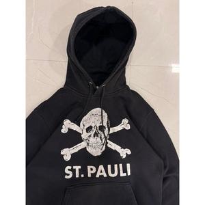 Sweat à capuche Y2K ST Pauli effet usé noir 100% coton French Terry taille XL zippé avec impression sérigraphique et broderie 3D - Product Image 3