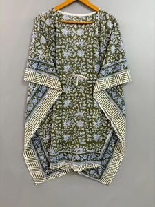 Caftán de algodón verde hecho a mano para mujer, hermosa casa con estampado de hojas, Vestido largo de Playa para fiestas naturales - Product Image 4