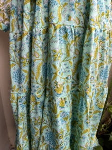 Robe Maxi à manches longues grande taille pour femmes bloc imprimé coton couleurs mélangées pour les vêtements d'été avec décoration de gland - Product Image 4