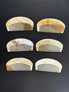 Peigne artisanal en corne de buffle, écologique, moderne, naturel, fait main, outil de soin des cheveux pour un entretien quotidien doux des cheveux - Product Image 2