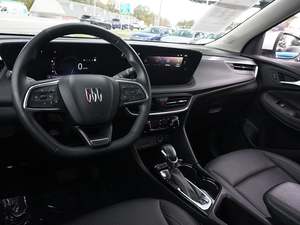 Buick Encore GX Sport Touring FWD 2024 d'occasion, système de navigation, démarrage à distance, sièges en cuir, transmission automatique, jantes en alliage, conduite à gauche - Product Image 5