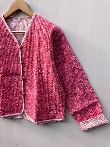 เสื้อคลุมกิโมโนผ้าฝ้ายลายดอกไม้สีชมพูสำหรับผู้หญิง พิมพ์ลายด้วยมือ ขายส่งราคาดีที่สุด - Product Image 5