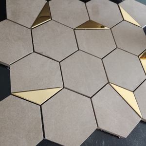 Shangar Custom Create 73mm Hexagon Mosaic Gold Metal Chip Porcelana esmaltada para paredes de baño y áreas de ducha Área de comedor - Product Image 3