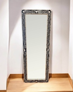 Espejo de pared con incrustaciones de hueso hecho a mano indio superventas, marco decorativo con incrustaciones de perlas madre de alta calidad, estilo moderno para decoración del hogar - Product Image 4
