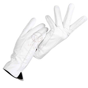 ถุงมือแฟชั่นพรีเมี่ยมที่มีผิวสัมผัสเรียบและยืดหยุ่นเหมาะสำหรับถุงมือแฟชั่นคลาสสิกสวมใส่สบายเนื้อผ้าระบายอากาศได้ดี - Product Image 1