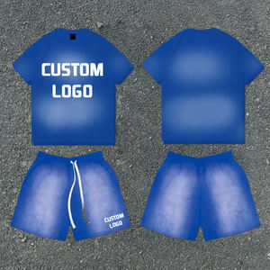 Conjunto de dos piezas de ropa urbana para hombre: shorts y camiseta con efecto desgastado por el sol, ideal para correr. - Product Image 6