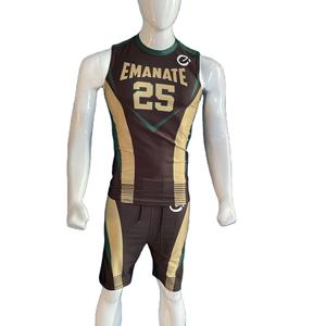 Tenues de football 7v7 personnalisées pour adultes, respirantes, grandes tailles, manches courtes, ensemble uniforme entièrement sublimé avec drapeau - Product Image 1