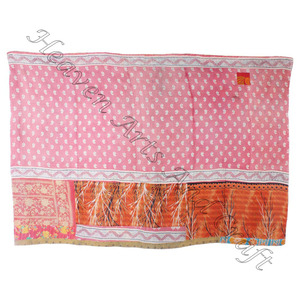 Vintage indien jette coton Kantha couette/Gudari/couvertures vieux couvre-lit Kantha travail couette indien réversible cousu à la main - Product Image 6