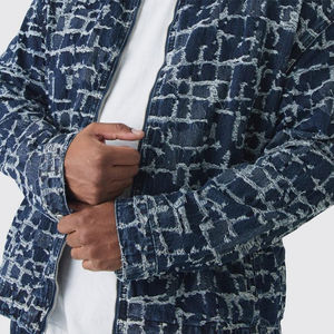 เสื้อแจ็คเก็ตยีนส์ผู้ชายคุณภาพสูง หลายกระเป๋า สไตล์ดิสเทรส ขาดๆ เซอร์ๆ ทรงหลวม สไตล์ไฮสตรีท - Product Image 6