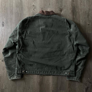 แจ็คเก็ตบอมเบอร์ผ้าแคนวาสแบบซักหนัก สกรีนโลโก้ OEM สำหรับผู้ชาย ฤดูหนาว กันลม เป็นมิตรกับสิ่งแวดล้อม ระบายอากาศได้ดี สไตล์ไฮสตรีท - Product Image 5