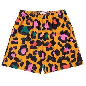 กางเกงขาสั้นวินเทจเอวกลางผู้ชายปี 2024 รุ่นพรีเมียมสั่งทำพิเศษ พิมพ์ลายกราฟิกด้วยเทคนิคฮีททรานเฟอร์ ผ้าโพลีเอสเตอร์ แห้งเร็ว ระบายอากาศได้ดี - Product Image 2