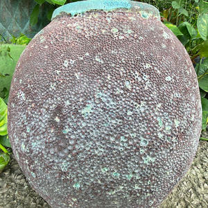 Maceta de cerámica rústica antigua con uso al aire libre hecho a mano Suministro de fábrica OEM ODM Venta al por mayor para el hogar Jardín Villas Paisajismo - Product Image 4