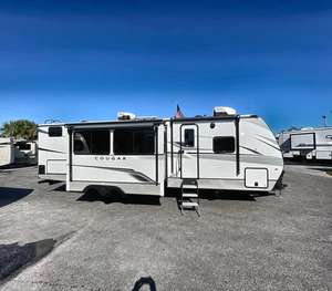 Nuevo Modelo 2025 Keystone Cougar 34TSB Autocaravana para Camping - Product Image 1