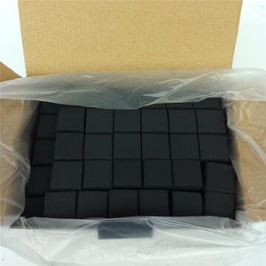 Charbon de coco 100% naturel de haute qualité en cubes pour chicha, faible teneur en cendres, longue durée de combustion, en vente - Product Image 1