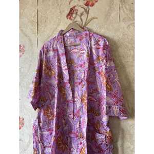 Robe Kimono Florale Légère Faite Main en Coton Pur pour Demoiselles d'Honneur – Hauts Décontractés Élégants - Product Image 2
