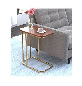 Table d'appoint au design ancien de style luxueux avec finition en métal doré et plateau en marbre utilisée dans les cafés à domicile, meilleur tarif de qualité supérieure - Product Image 5