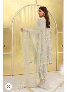 Costume Salwar en soie d'organza lourd et Dupatta avec plusieurs fils et points de broderie à la main à vendre - Product Image 6