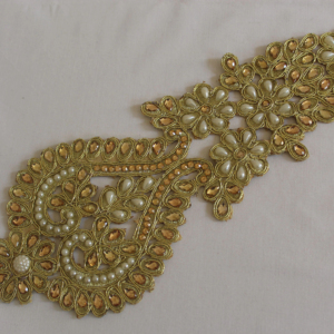 Handcrafted Bridal <b>Fabric</b> Patch Flower Shaped <b>Applique</b> Zari Pearls Kundan Beads Embellishment for Sarees Couture Enhancement - Product Image 1