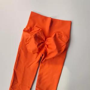 Vente en gros de leggings élégants pour femmes avec logo personnalisé Nouveau legging pour femmes à prix compétitif pour vêtements de fitness décontractés - Product Image 3