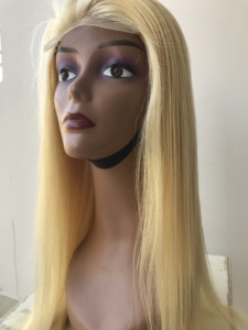 Perruque de cheveux humains lisses de qualité 10A Remy T.G Brand 613 avec closure, densité 220, provenant de fournisseurs indiens - Product Image 4