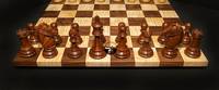 Ensemble d'échecs en métal de luxe, design moderne hautement poli, pour la décoration intérieure, les salles de jeux de villégiature, l'intérieur et l'extérieur