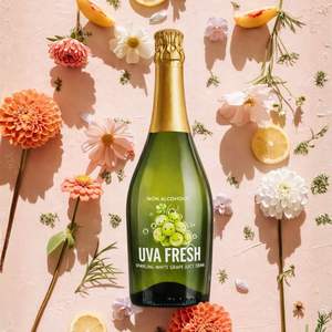 Jus de raisin blanc pétillant Uva Fresh 100% Airen 0,0% ABV Jus de raisin pétillant espagnol 750ml - Product Image 2