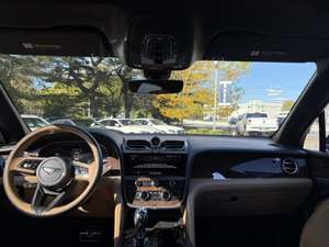 Bentley Arnage V8 AWD 2022 Usado, Volante a la Izquierda, 50001-75000 Millas, 200-250 CV - Product Image 2