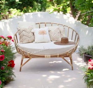 โซฟาหวายไม้ไผ่โค้งสำหรับ2-Seater ห้องนั่งเล่นกลางแจ้งม้านั่งในสวนดีไซน์เรียบง่ายทันสมัย - Product Image 1