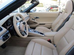Porsche 718 Boxster 2016 / Disponible para la Venta con Bajo Kilometraje, Motor de Gasolina, Coche Usado en Excelentes Condiciones, Sin Accidentes, Gran Oferta, Volante a la Izquierda - Product Image 4