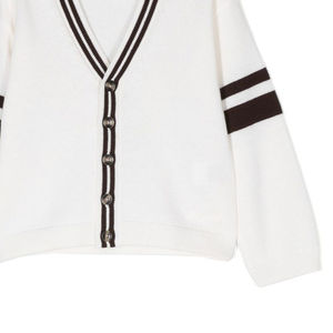 Commandes en gros de pulls en tricot à col en V pour femmes, pour un pull confortable et tendance, blanc, prix de gros d'usine OEM - Product Image 4