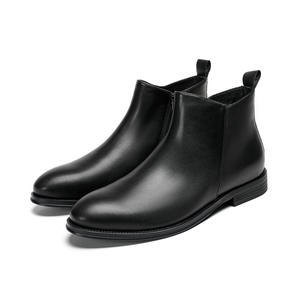 Bottes brogues en cuir de haute qualité avec détails perforés et semelle intérieure respirante pour les rassemblements professionnels des gentlemen - Product Image 4