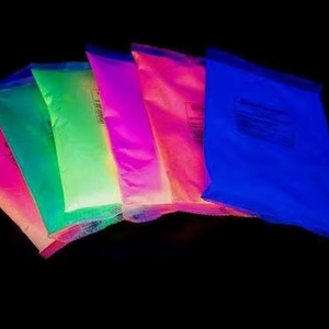Poudre de couleur néon en vrac - Écologique, non toxique et sans danger pour la peau, biodégradable, imperméable, poudre pour fête Holi et Thanksgiving, vente chaude - Product Image 1