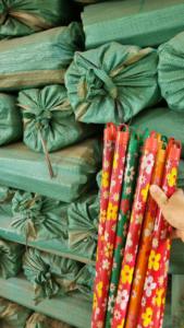 Manche de balai en bois avec revêtement de couleur fleurie, tête en PVC, longueur 120 cm, diamètre 2,1-2,5 cm +84946106622 - Product Image 5